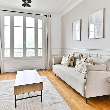 Appartement Vue Panoramique Sur La Capitale Puteaux Extérieur photo