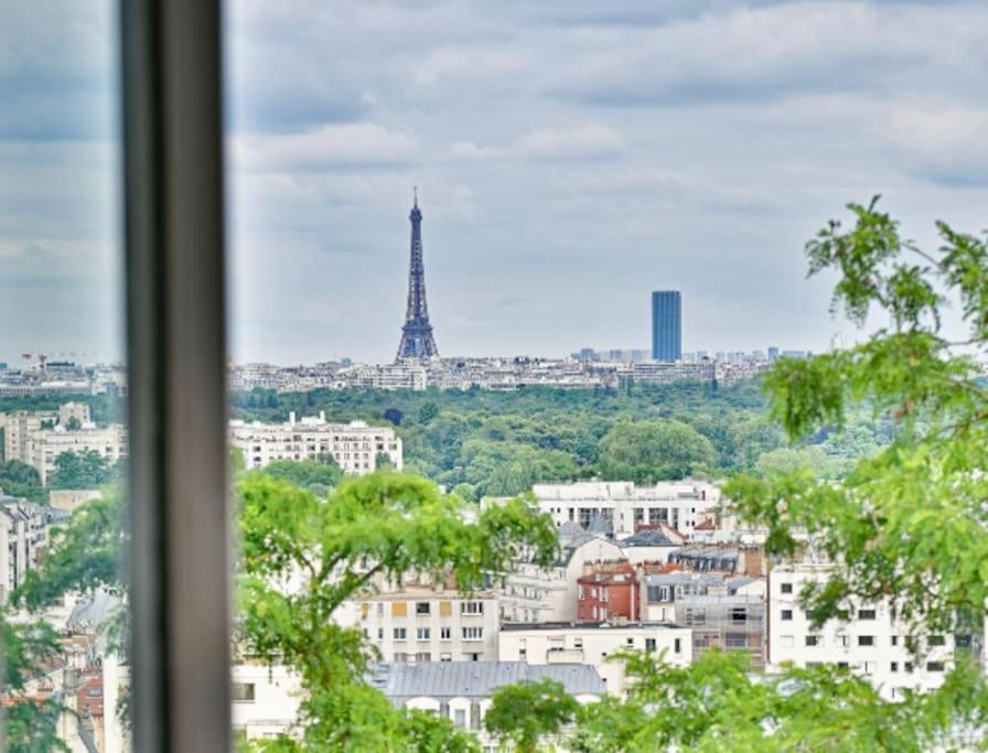 Appartement Vue Panoramique Sur La Capitale Puteaux